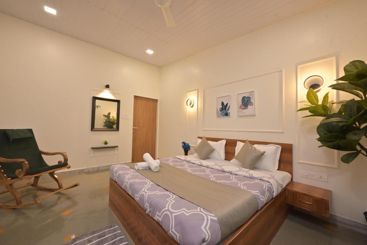 Secret Garden Villa By Tropicana Stays Lonavla Exterior foto