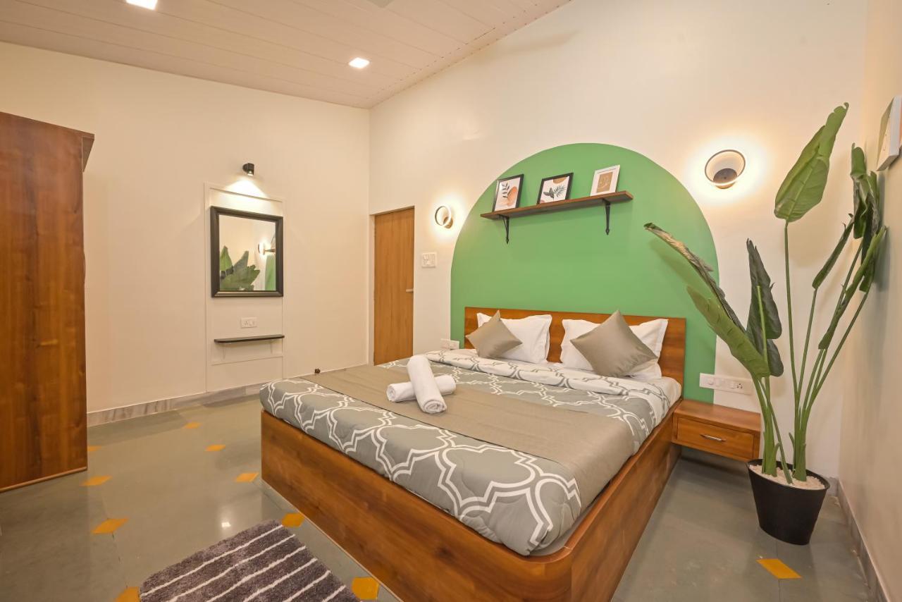 Secret Garden Villa By Tropicana Stays Lonavla Exterior foto